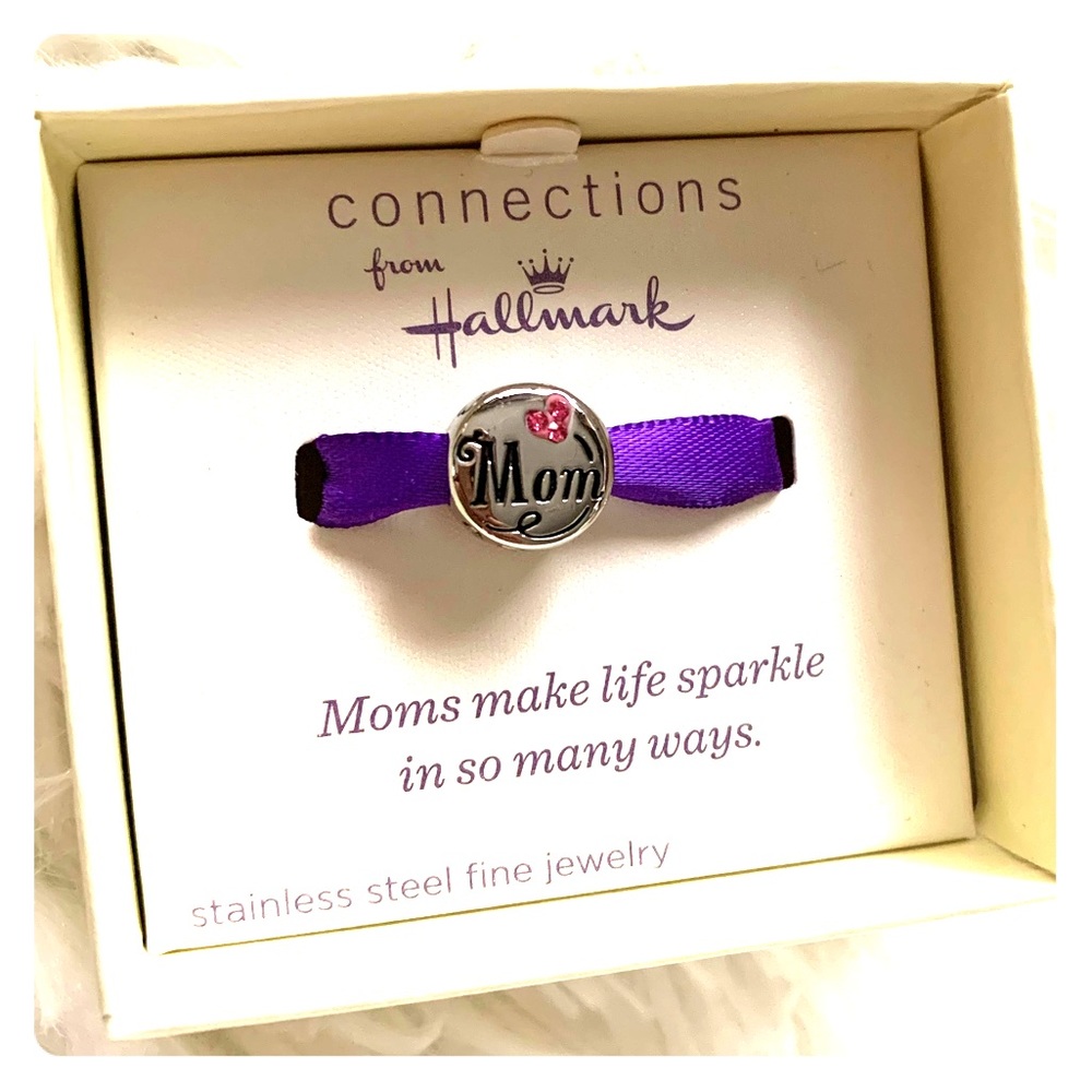 Hallmark Mom’s Charm